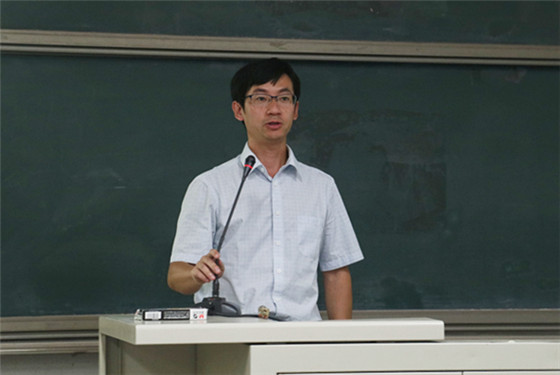 20170911欧陆平台2017级研究生新生开学典礼成功召开 (20)_副本.jpg